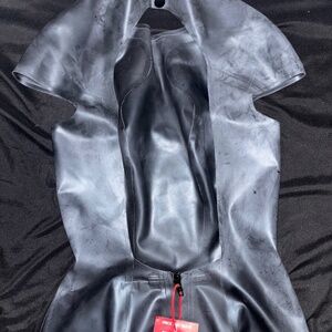 POSTER GIRL LATEX MATTE BLACK DRESS
